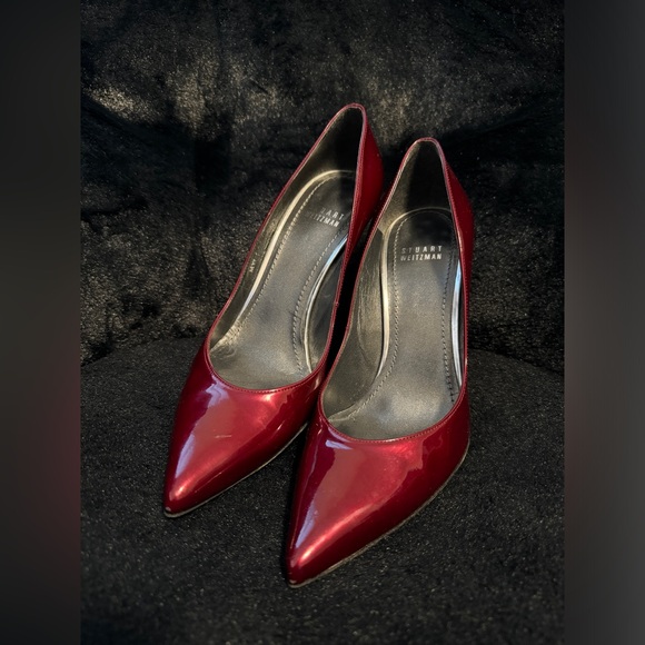 STUART WEITZMAN 
Leather Patent Heels - Picture 3 of 10